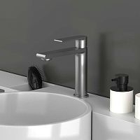 Смеситель Vincea VBF-1V1GM Vogue для раковины, вороненая сталь