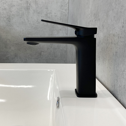 Смеситель Comforty 00-00004524 FC071A-CMT для раковины, черный матовый