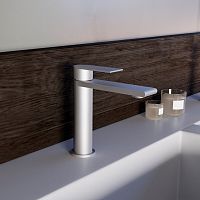 Смеситель для раковины Vincea Vogue SS VBF-2VS1BN