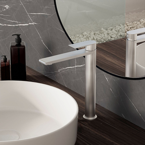 Смеситель для раковины Vincea Vogue SS VBF-2VS2BN Смеситель для раковины Vincea Vogue SS VBF-2VS2BN