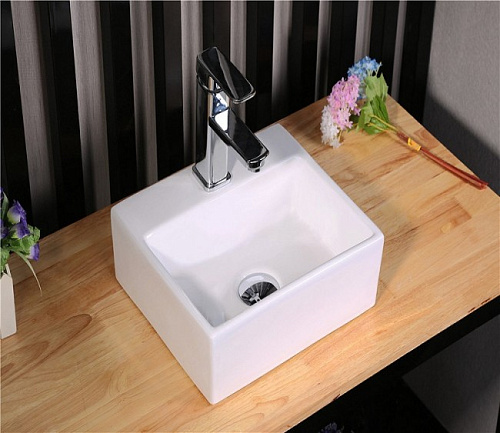 Раковина накладная CeramaLux  9135