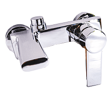 Смеситель Aquanika AQR3015CR Round для ванны с душем, хром
