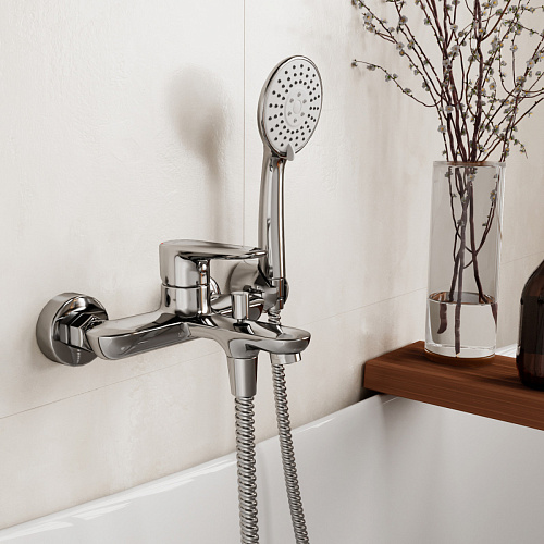 Смеситель WasserKRAFT 5601 Vils для ванны, с коротким изливом, хромоникелевое покрытие Смеситель WasserKRAFT 5601 Vils для ванны, с коротким изливом, хромоникелевое покрытие