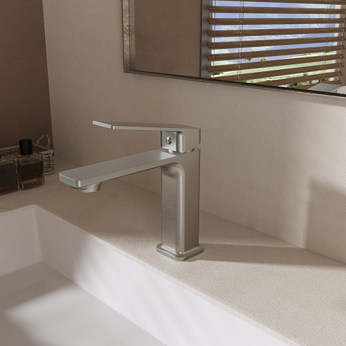 Смеситель для раковины Vincea Core VBF-4CO1BN