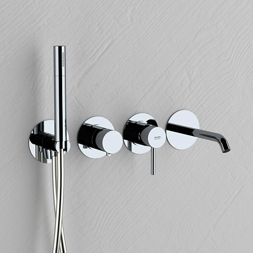 Смеситель Remer X96S03ROXXG X Style для ванны, хром Смеситель Remer X96S03ROXXG X Style для ванны, хром