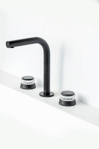Смеситель на столешницу Boheme AURA 152-CR-B черный Смеситель на столешницу Boheme AURA 152-CR-B черный